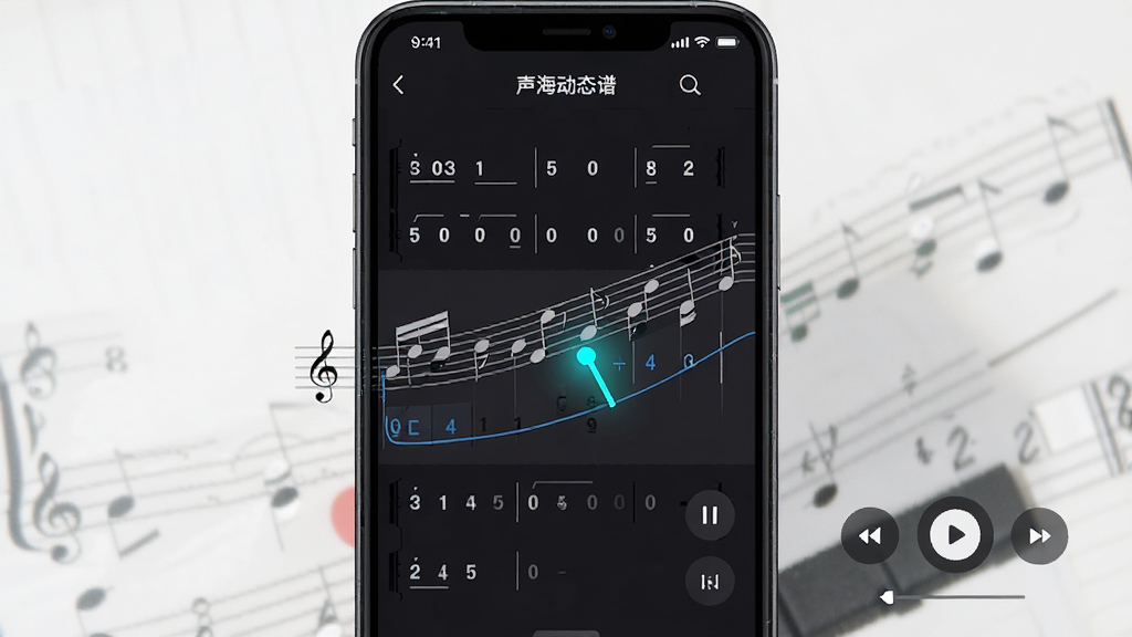 һ�š�������̬�ס�App����ʱ���ֻ���ͼ����棬��Ļ��ʾ�����׺ͼ��׻����ͼ��һ����ɫ��������������ϣ�����Ϊ��ɫ����ģʽ���������½��в��ſ��ư�ť����������רҵ����������������Ԫ��