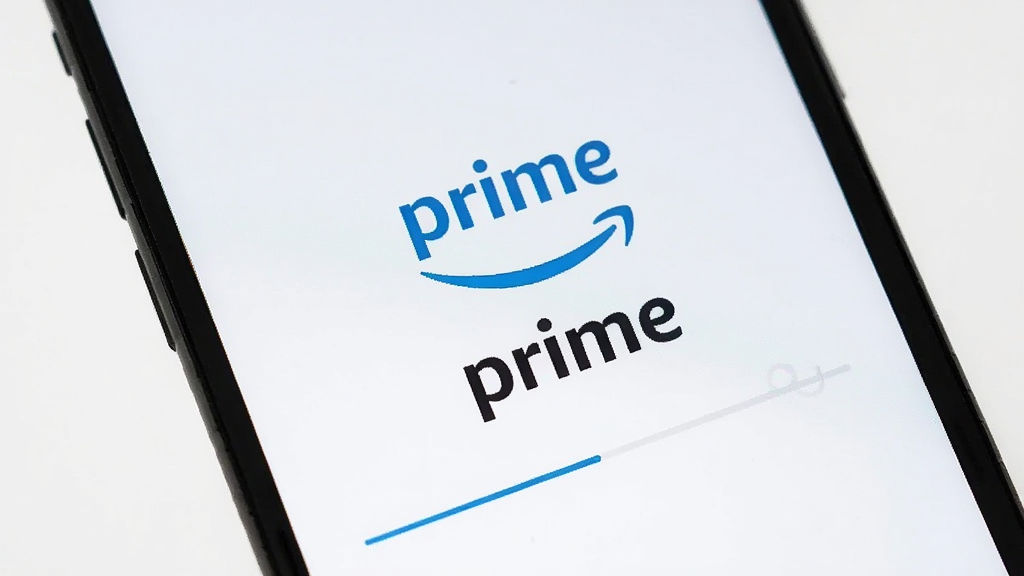 һ�� Prime Ӧ�������������дͼ������չʾһ���ֻ���Ļ����Ļ������ Prime �� logo �����ƣ��·���һ����ϸ�Ľ������������ɾ���ɫ��û���κι�����򵯴��������񼫼���ˬ��ɫ��������Ϊ�����������������ʡ�